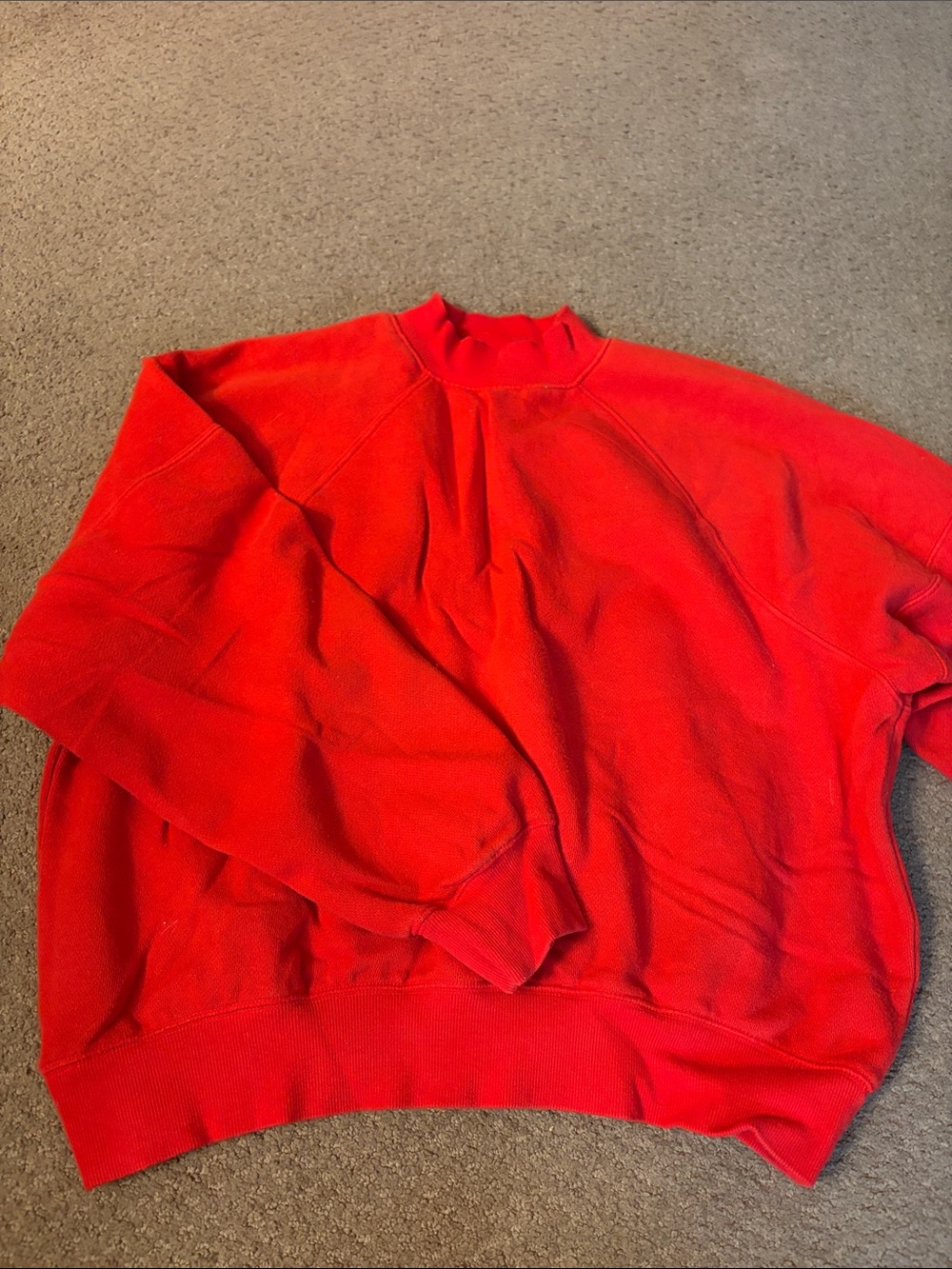 Women’s PINK Crewneck Cropped